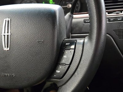 2009 Lincoln Town Car Signature Limited