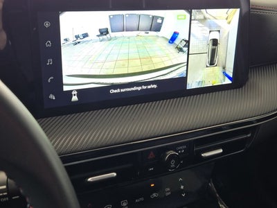 2025 Nissan Kicks SR AWD