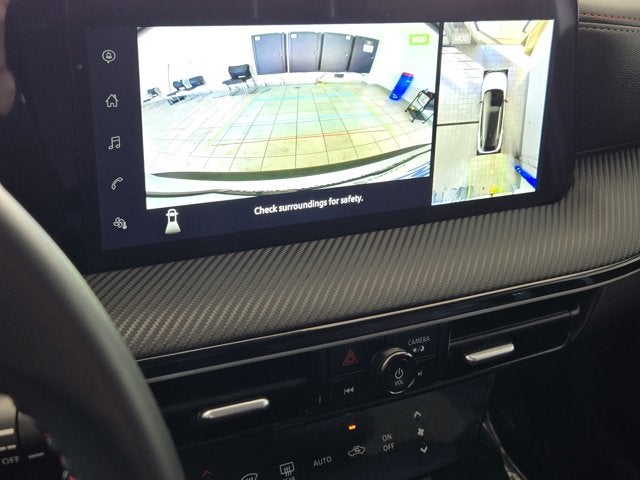 2025 Nissan Kicks SR AWD
