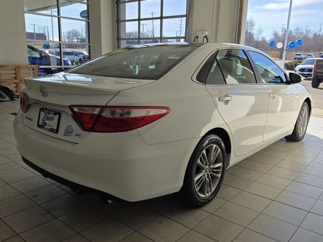 2015 Toyota Camry SE