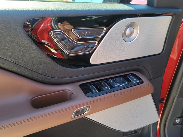 2027 Lincoln Aviator Reserve