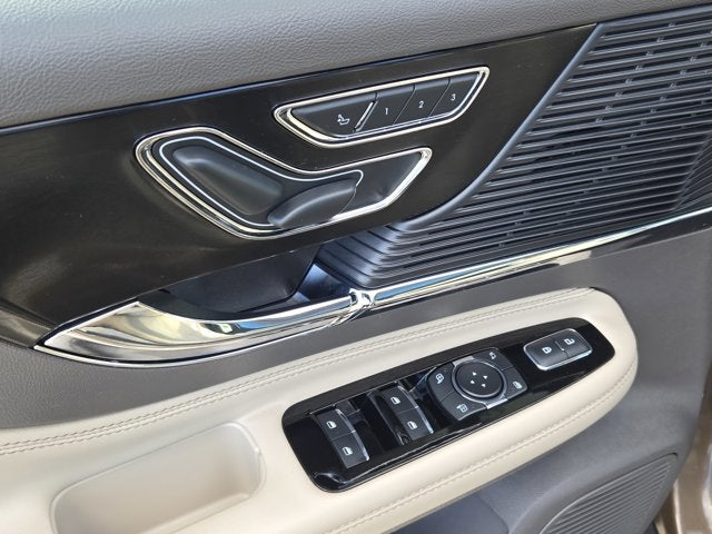 2022 Lincoln Corsair Standard AWD