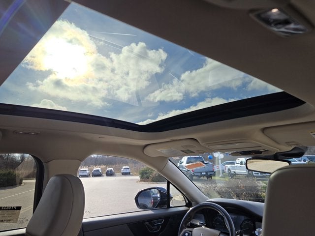 2022 Lincoln Corsair Standard AWD