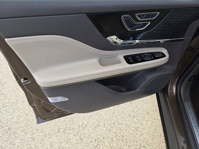 2022 Lincoln Corsair Standard AWD