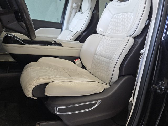 2020 Lincoln Navigator Black Label