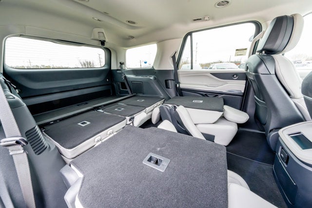 2026 Lincoln Navigator Premiere