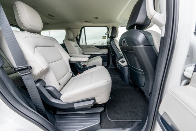 2026 Lincoln Navigator Premiere