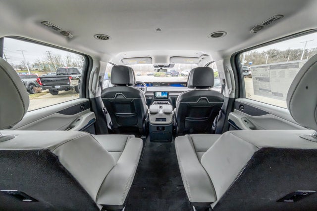 2026 Lincoln Navigator Premiere