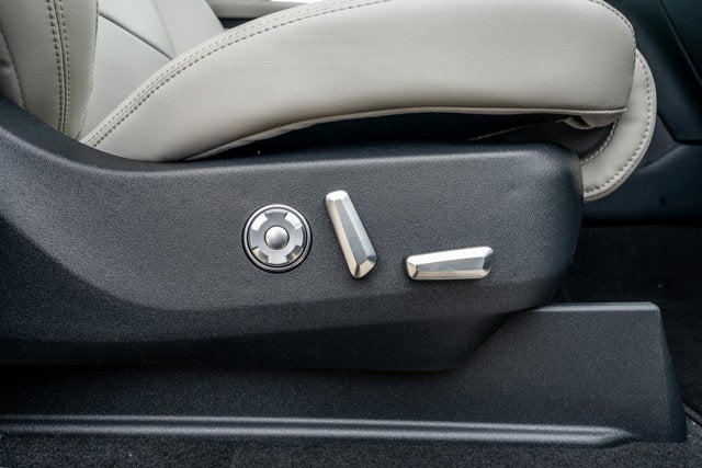 2026 Lincoln Navigator Premiere