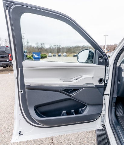 2026 Lincoln Navigator Premiere