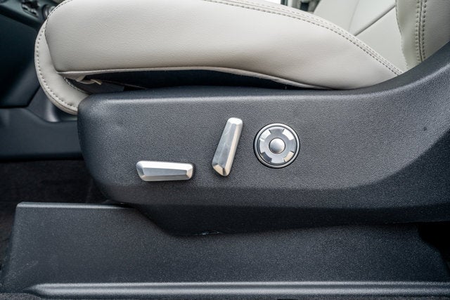 2026 Lincoln Navigator Premiere