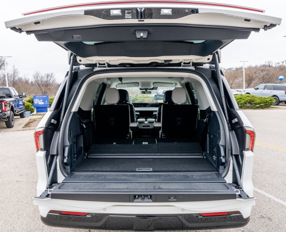 2026 Lincoln Navigator Premiere