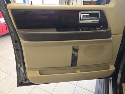 2015 Lincoln Navigator L Base