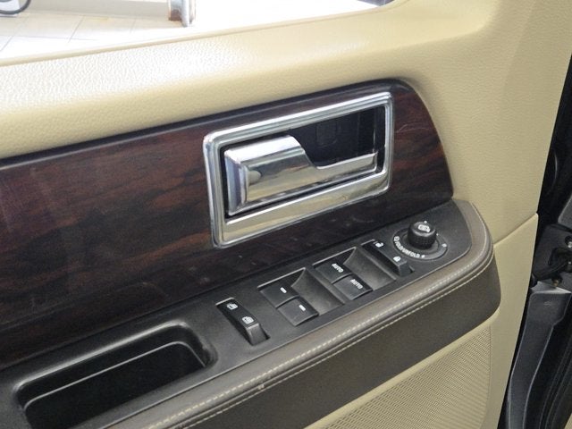 2015 Lincoln Navigator L Base