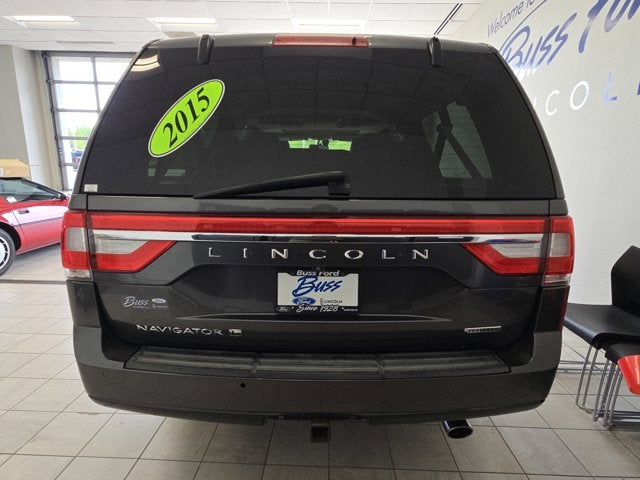 2015 Lincoln Navigator L Base
