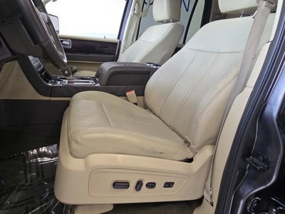 2015 Lincoln Navigator L Base