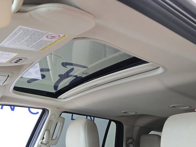 2015 Lincoln Navigator L Base