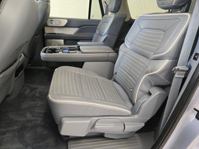 2024 Lincoln Navigator L Black Label