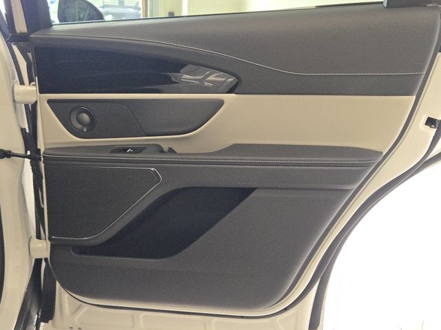 2025 Lincoln Nautilus Reserve AWD