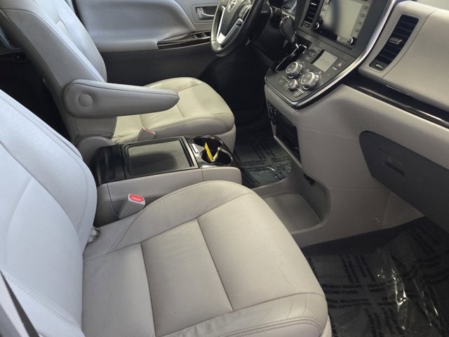 2019 Toyota Sienna XLE Premium AWD