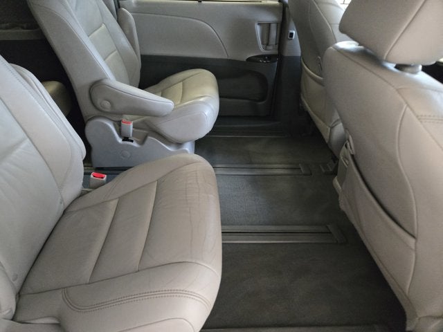 2019 Toyota Sienna XLE Premium AWD