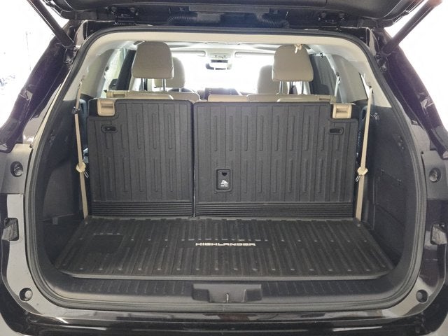 2022 Toyota Highlander XLE AWD