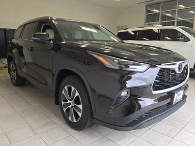 2022 Toyota Highlander XLE AWD