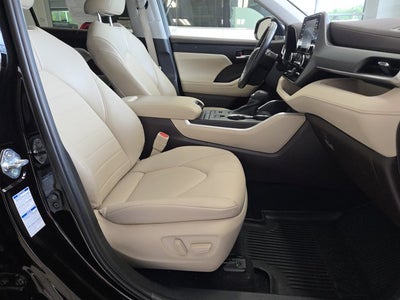 2022 Toyota Highlander XLE AWD