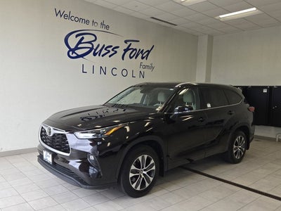 2022 Toyota Highlander XLE AWD