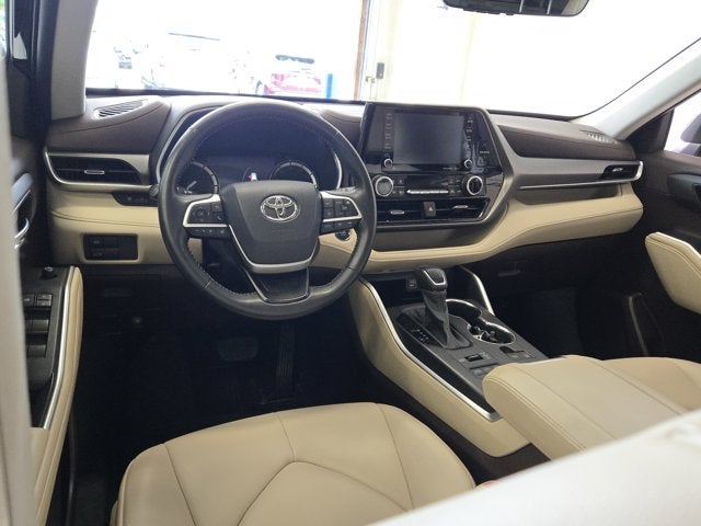 2022 Toyota Highlander XLE AWD