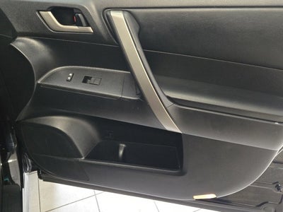 2010 Toyota Highlander SE