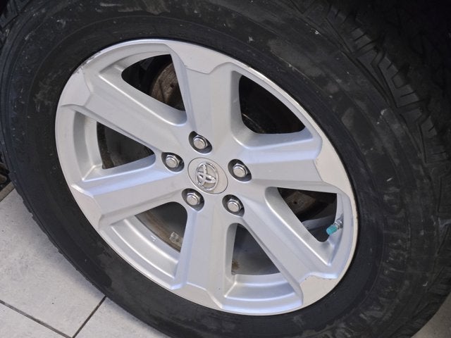 2010 Toyota Highlander SE