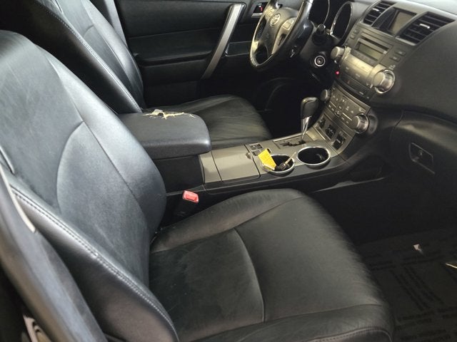 2010 Toyota Highlander SE