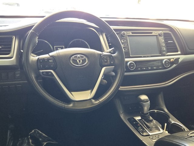 2016 Toyota Highlander XLE V6 AWD