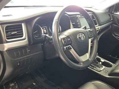 2016 Toyota Highlander XLE V6 AWD