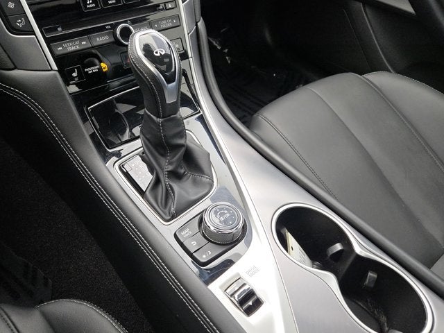 2019 INFINITI Q60 3.0t LUXE AWD