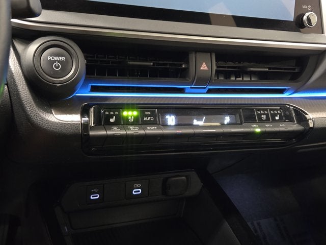 2023 Toyota Prius Limited AWD