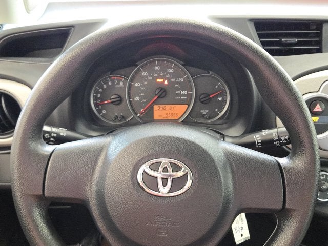 2014 Toyota Yaris L