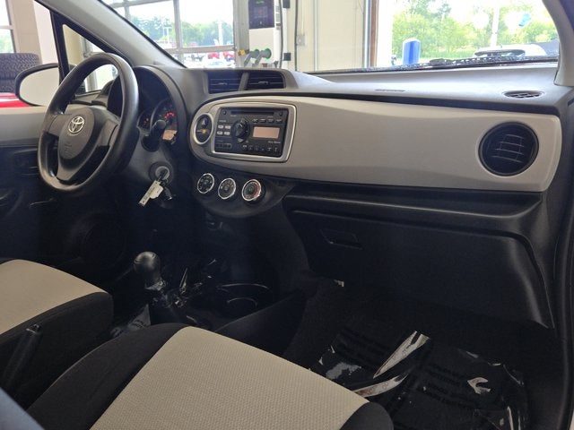 2014 Toyota Yaris L