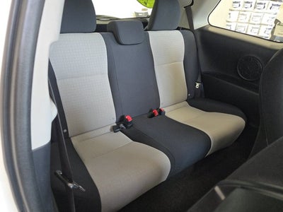 2014 Toyota Yaris L
