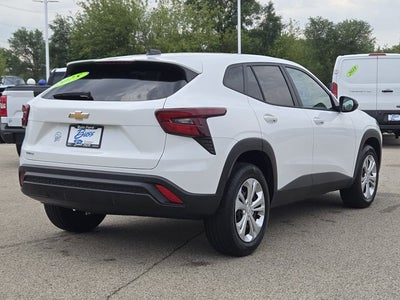 2025 Chevrolet Trax LS