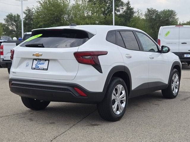 2025 Chevrolet Trax LS