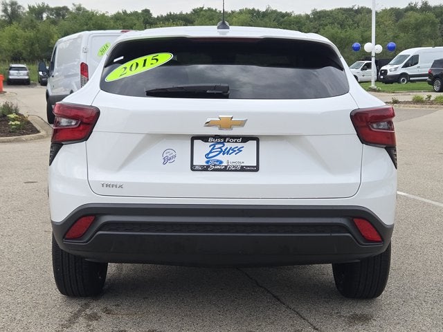 2025 Chevrolet Trax LS