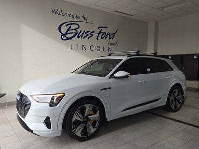 2022 Audi e-tron Premium Plus AWD