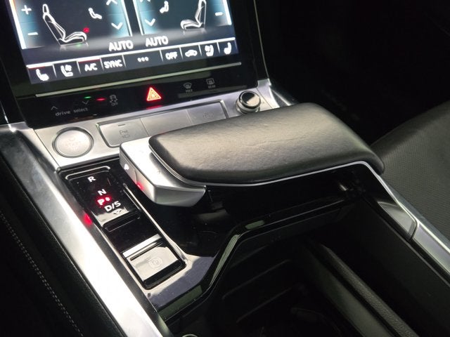 2022 Audi e-tron Premium Plus AWD