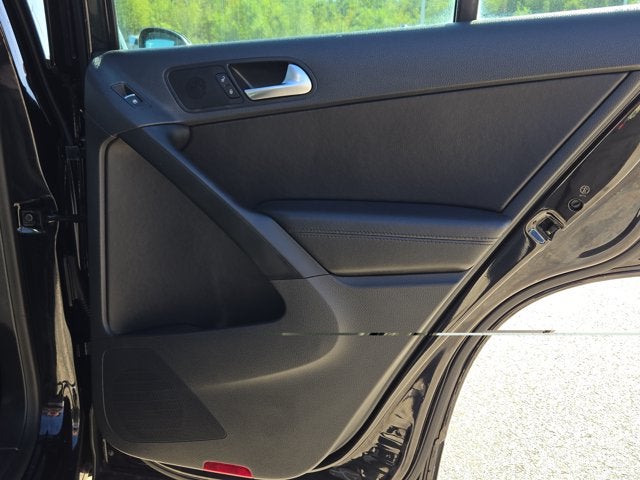 2015 Volkswagen Tiguan SE