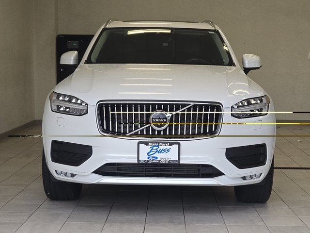 2022 Volvo XC90 T6 Momentum AWD