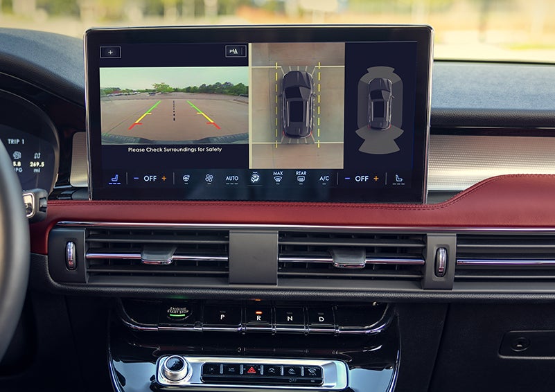 The large center touchscreen of a 2024 Lincoln Corsair® SUV is shown. | Buss Lincoln in McHenry IL