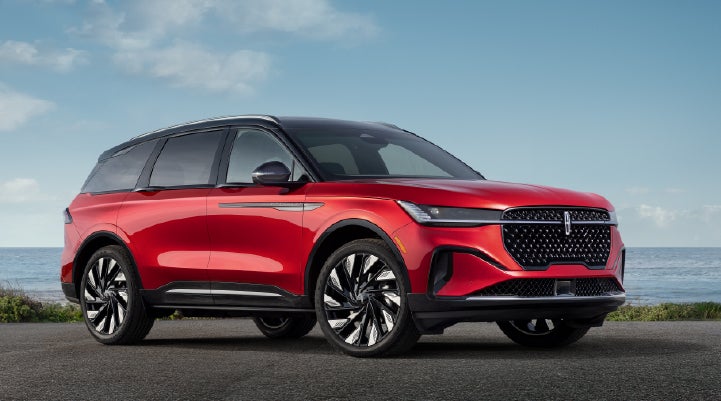 A 2026 Lincoln Nautilus® Reserve model is shown with the stylish available Jet Appearance Package. | Buss Lincoln in McHenry IL