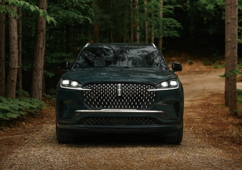 The front grille of a 2027 Lincoln Aviator® Black Label™ SUV is shown. | Buss Lincoln in McHenry IL